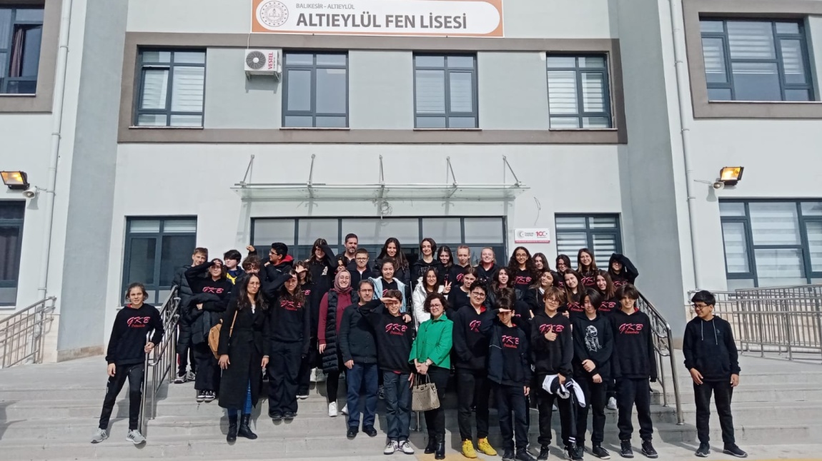 Altıeylül İlçesi General Kemal Balıkesir Ortaokulu Öğretmenlerinin ve Öğrencilerinin Okulumuzu Ziyareti