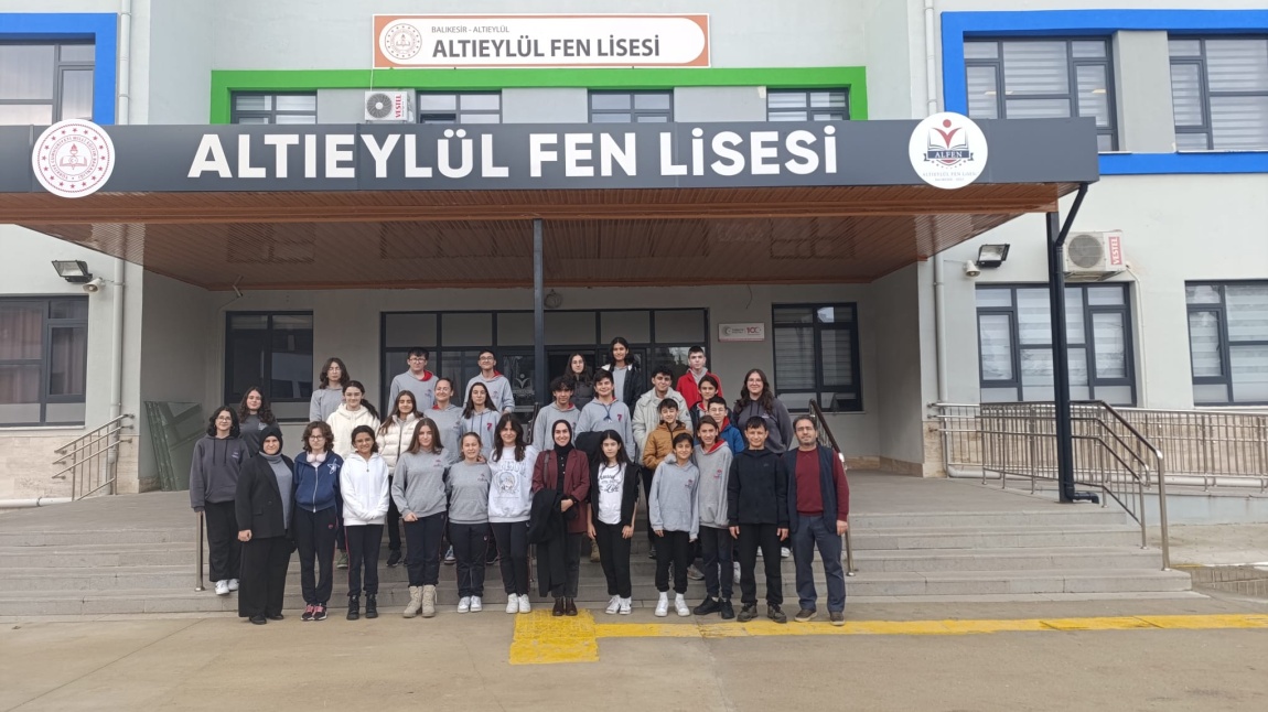 Karesi İlçesi Yedi İklim Koleji Öğretmenlerinin ve Öğrencilerinin Okulumuzu Ziyareti